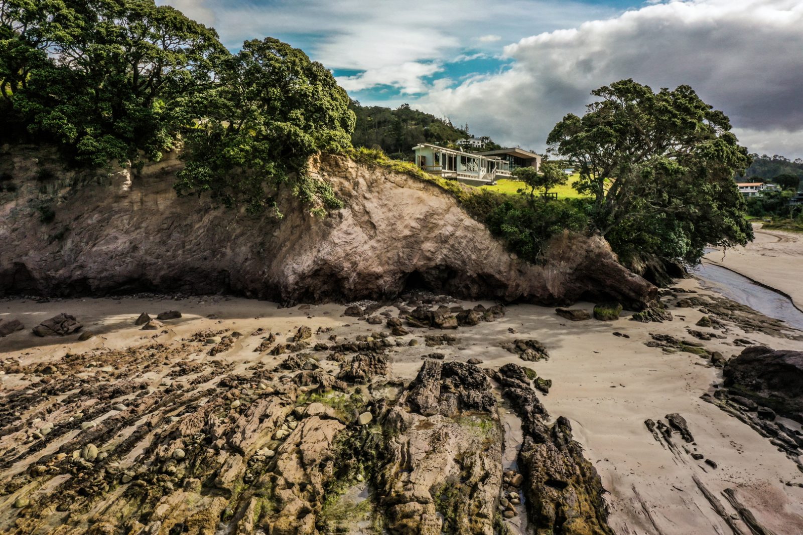 Hahei House Bossley Architects