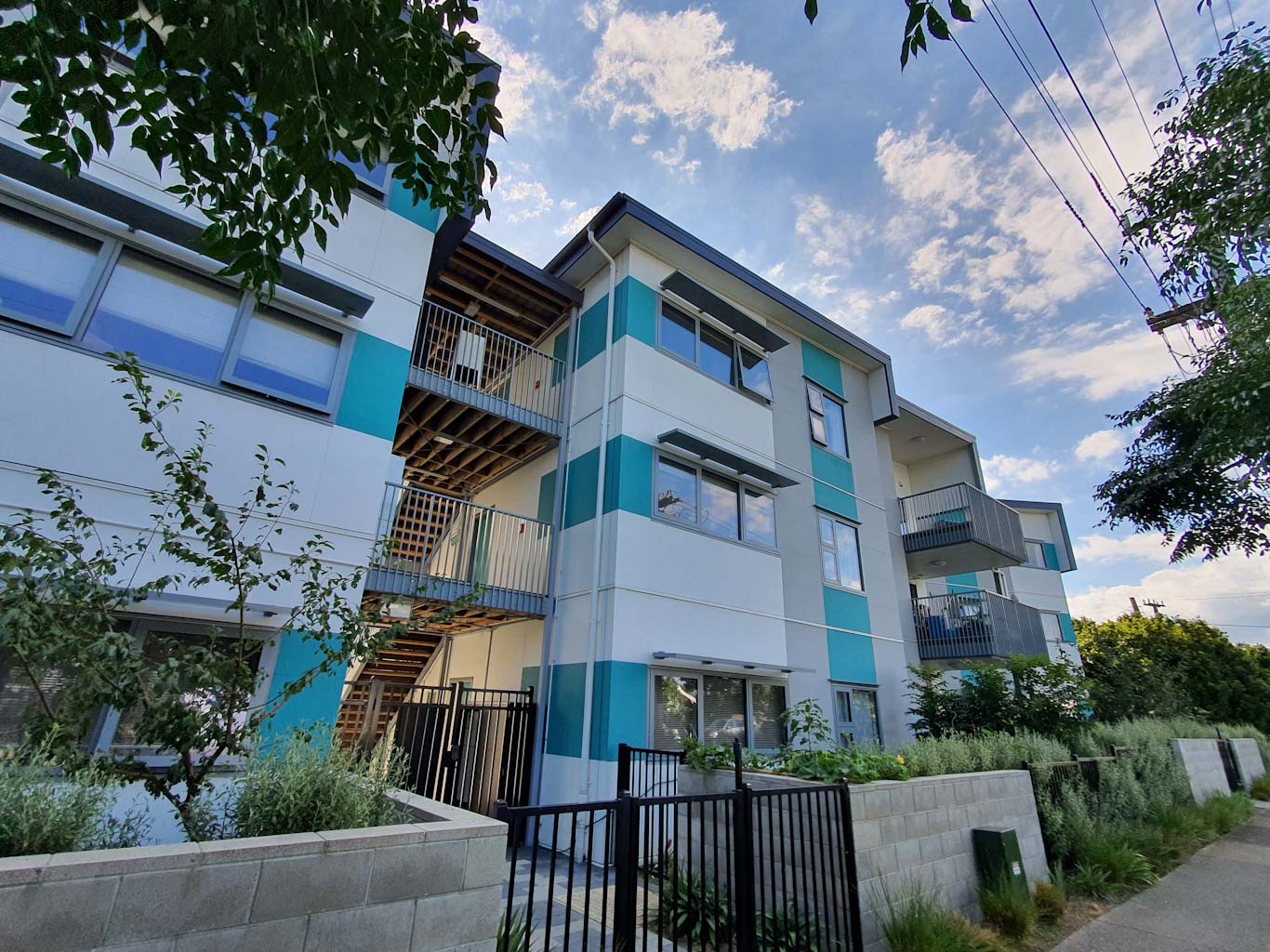kainga-ora-victoria-street-apartments-bossley-architects